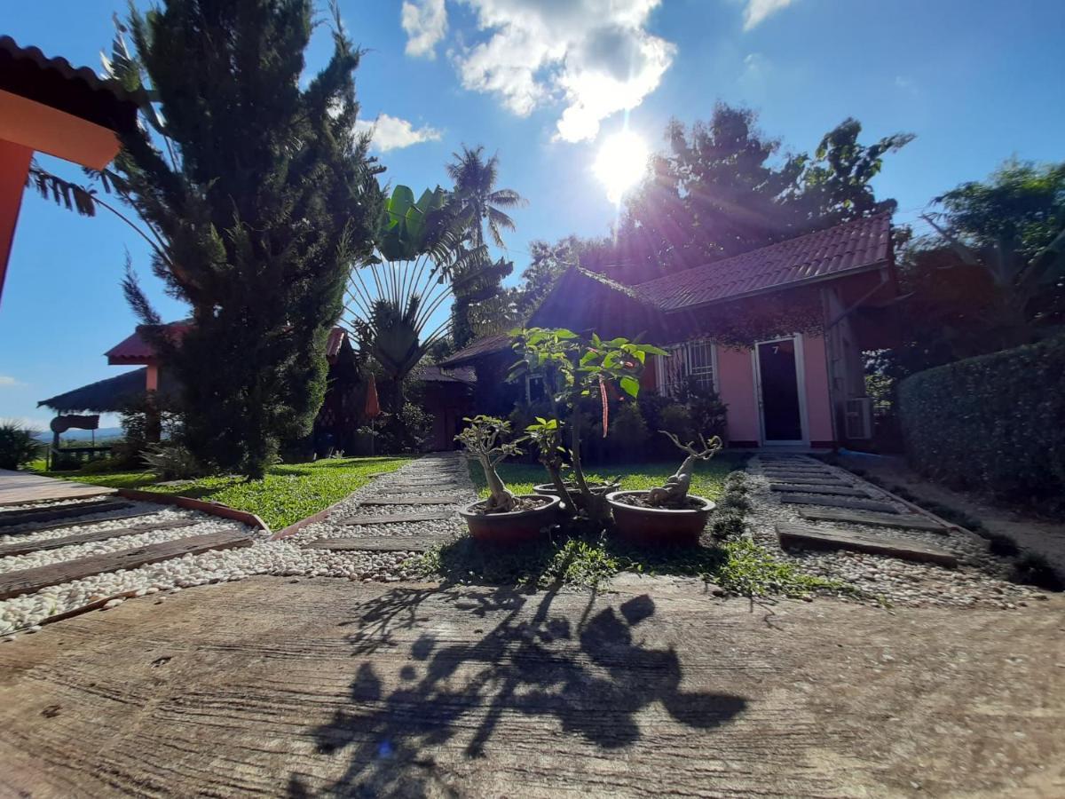 Bed and Breakfast Khuang Na Farmview Mae Chaem Exterior foto